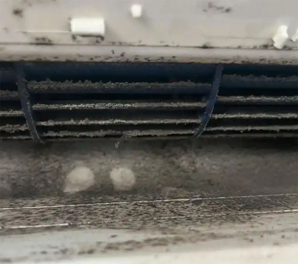 滁州市空调吹的风有股烧焦味是怎么回事